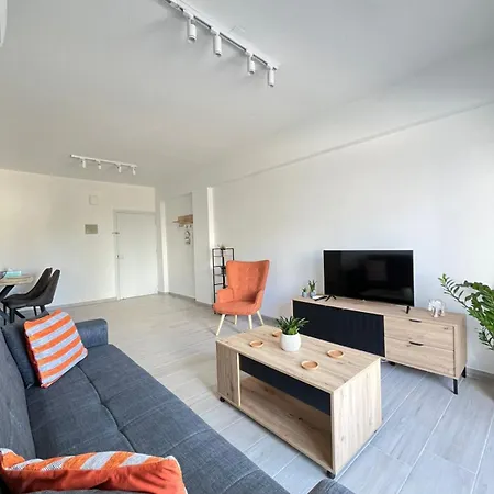 Unlock The Island - Local Insights For Your Lägenhet